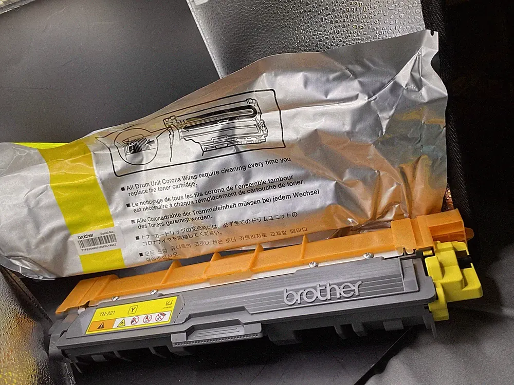 Brother TN221 Yellow Toner Cartridge New Open Printing Ink Printer