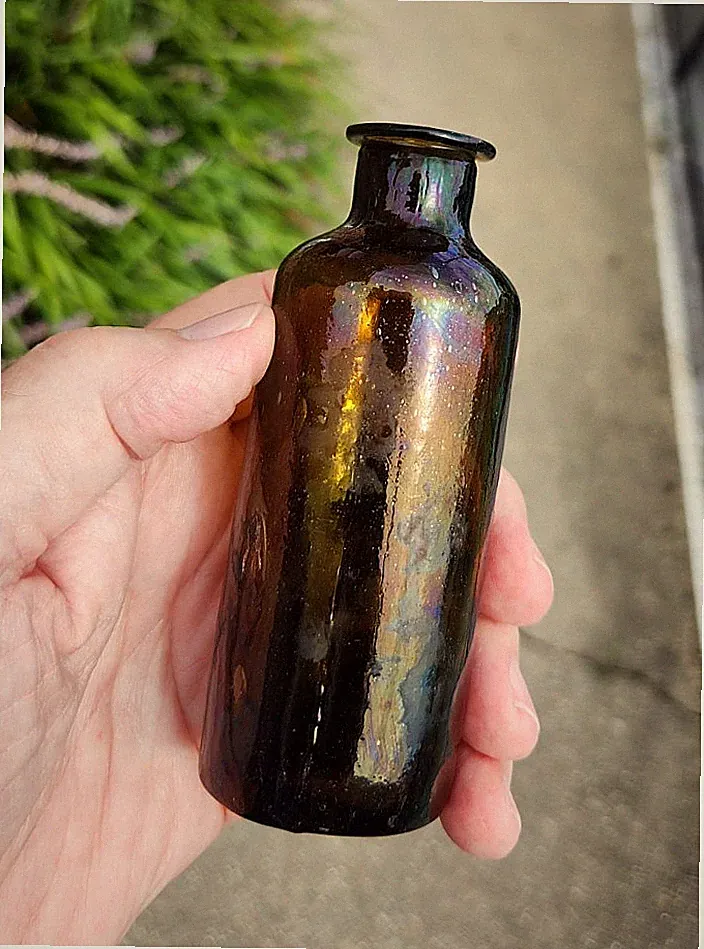 Early pontil yellow olive amber colored stoddard ink or utility bottle- lip chip